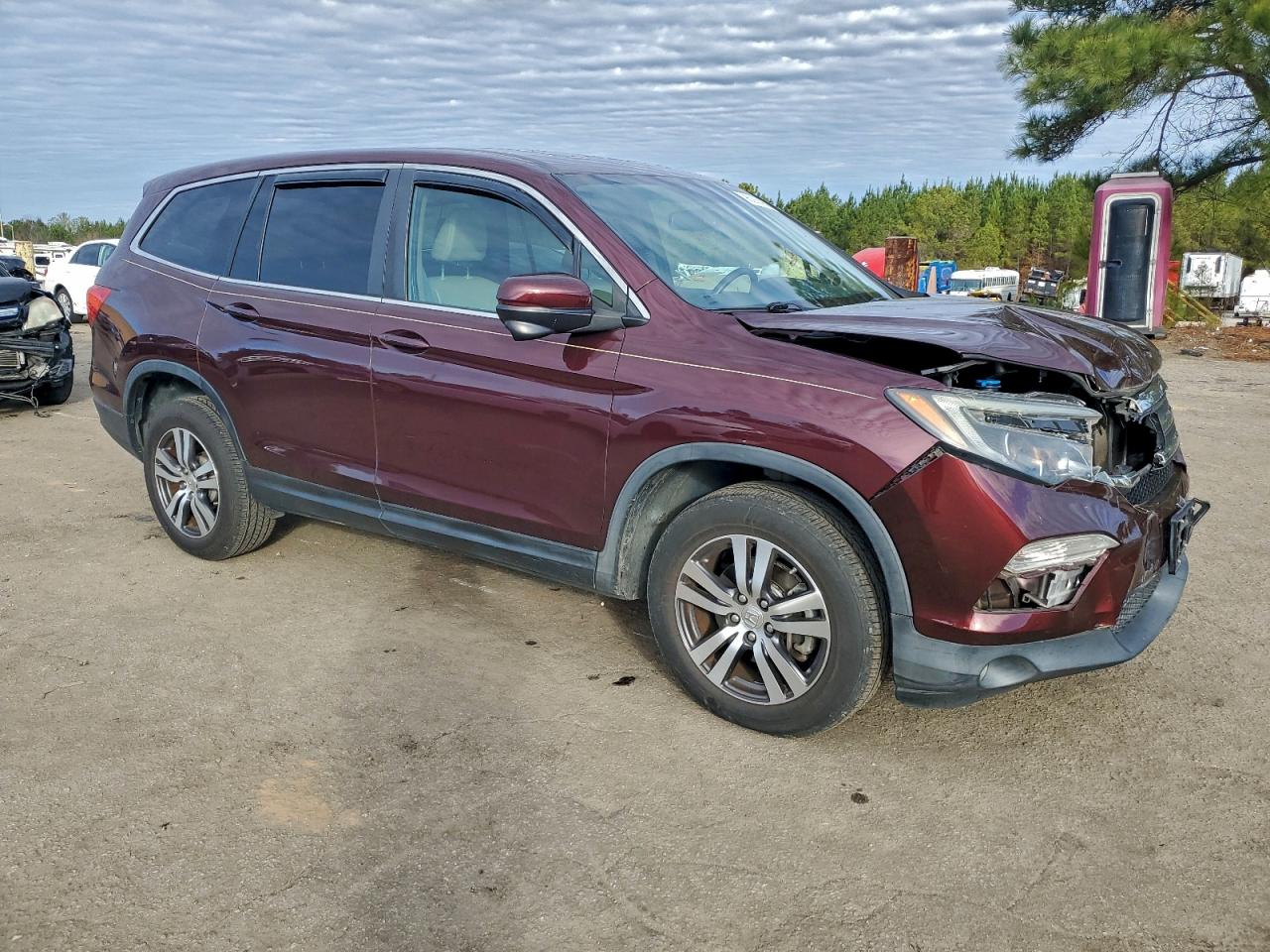 2016 HONDA PILOT EXL photo 4