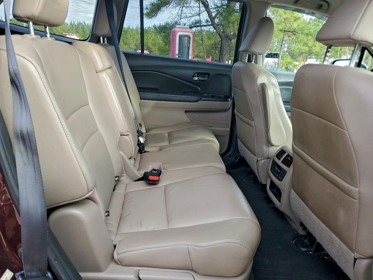 2016 HONDA PILOT EXL photo 10