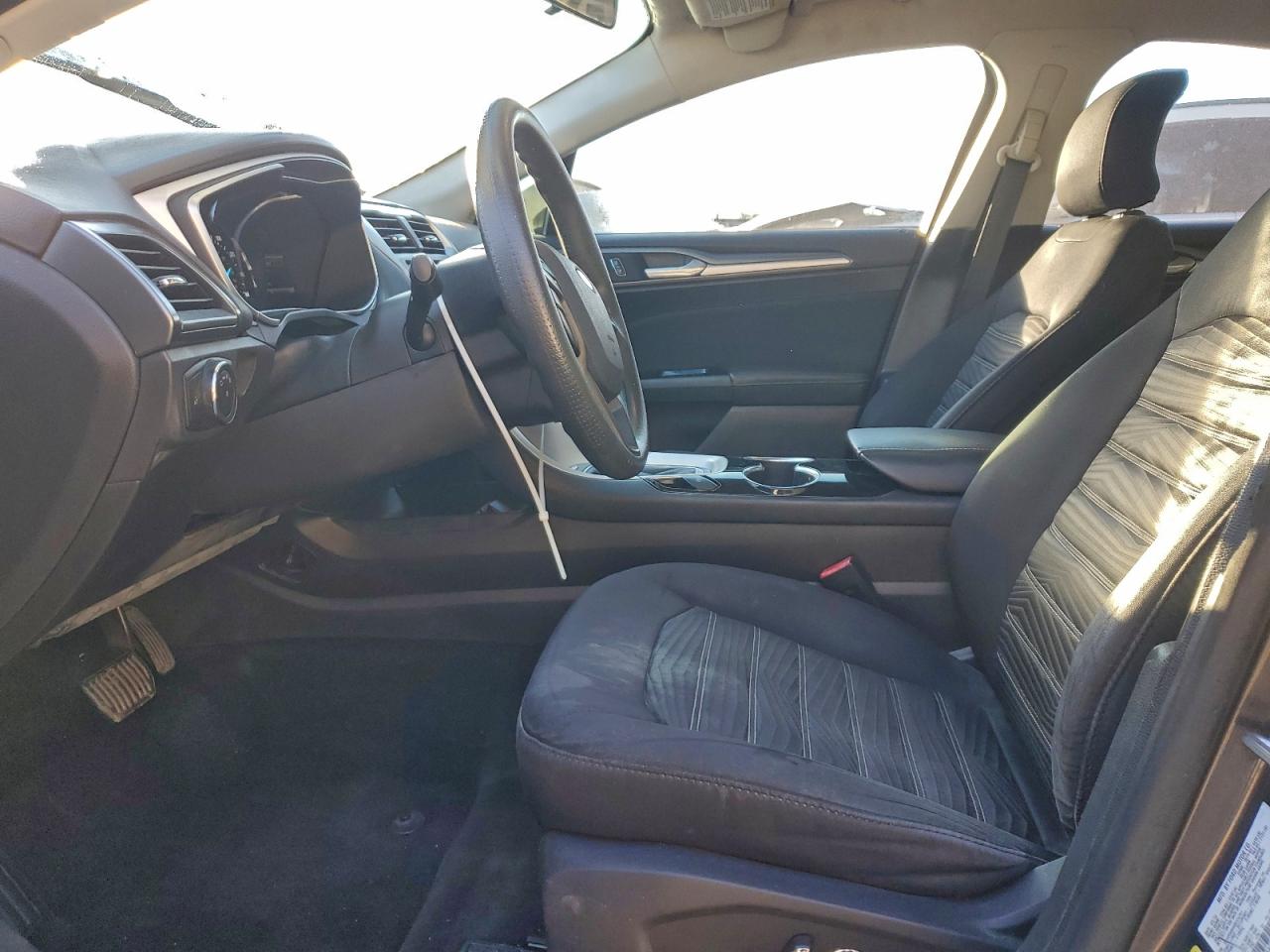2016 FORD FUSION SE photo 7