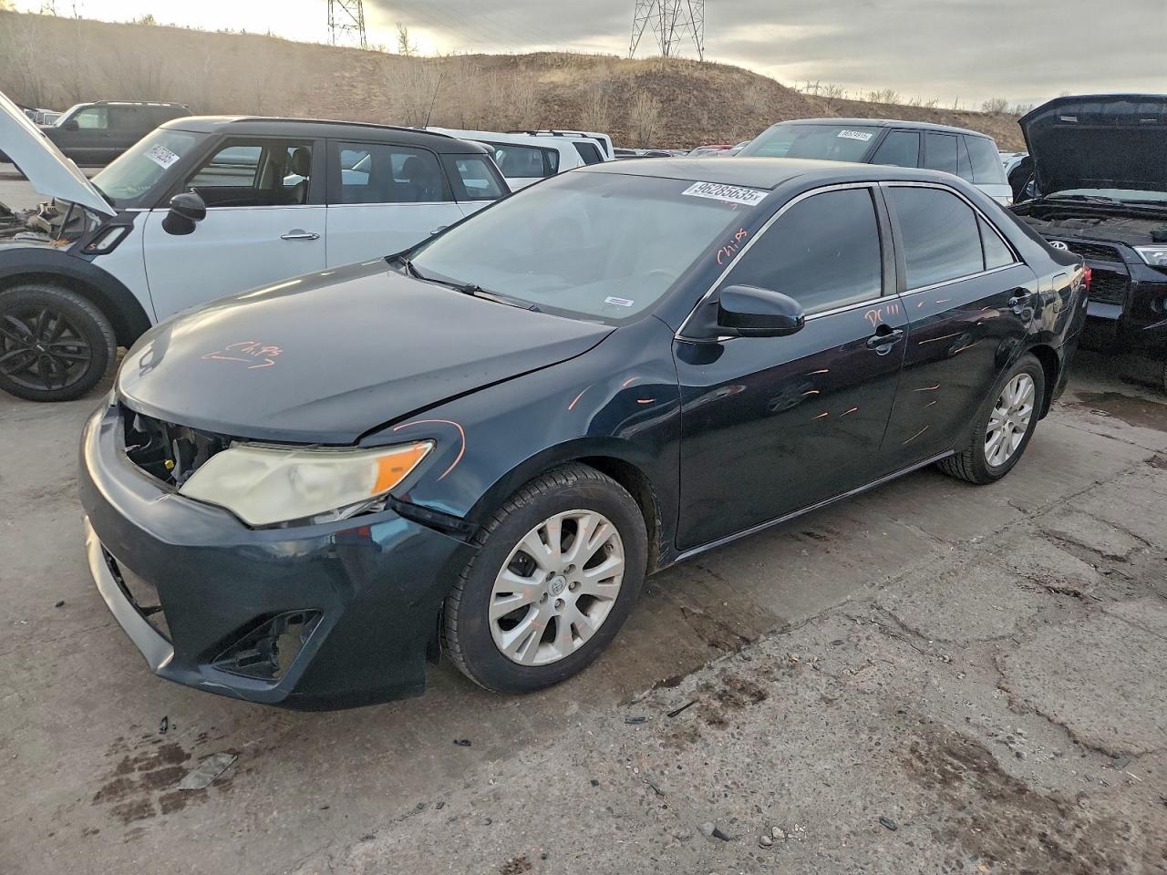 2012 TOYOTA CAMRY