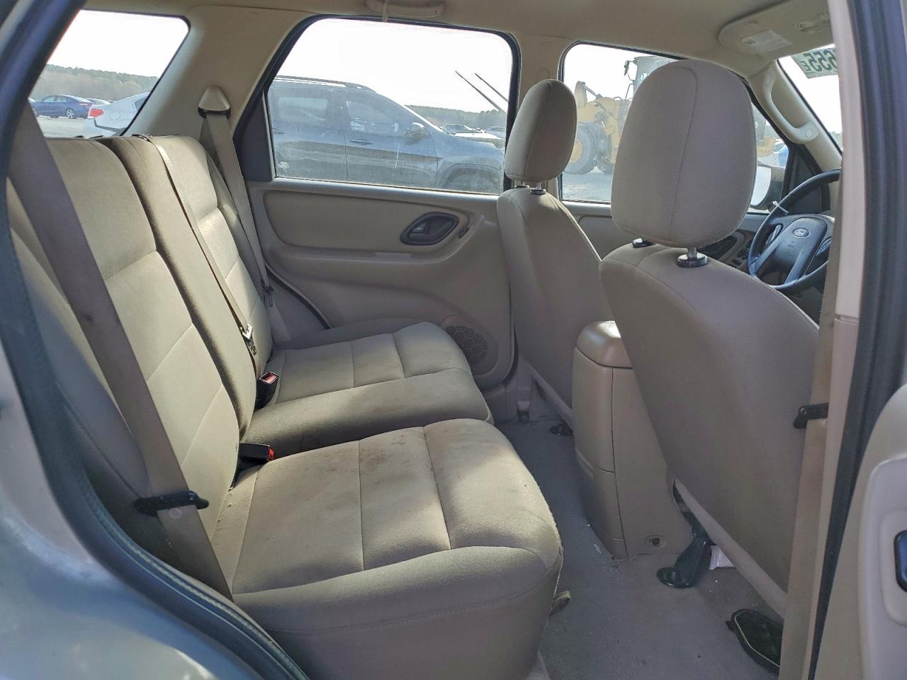 2005 FORD ESCAPE XLS photo 11