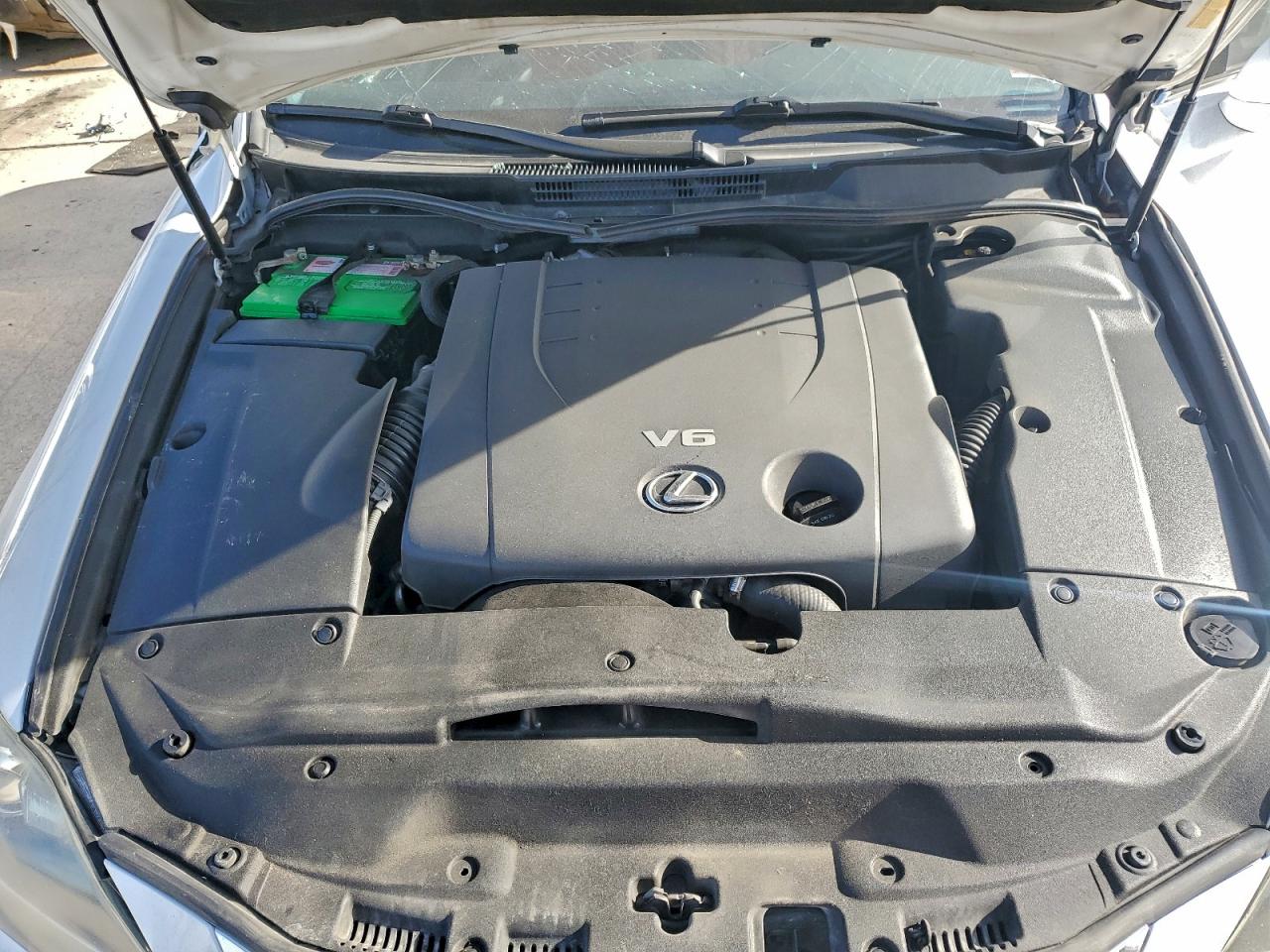 2011 LEXUS IS 250 photo 11