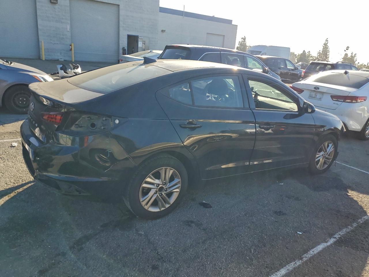 2019 HYUNDAI ELANTRA SEL photo 3