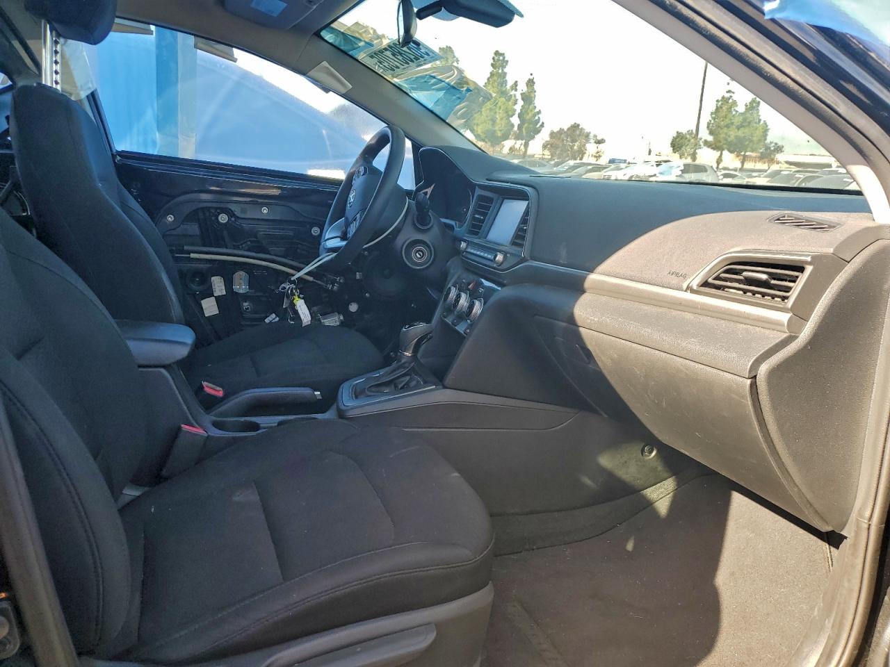 2019 HYUNDAI ELANTRA SEL photo 7