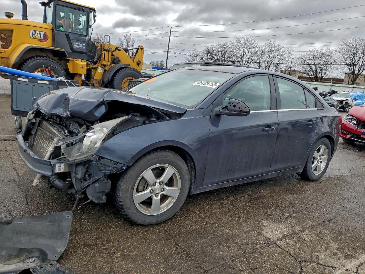 2016 CHEVROLET CRUZE LIMITED LT — FRONT END damage — photo 1