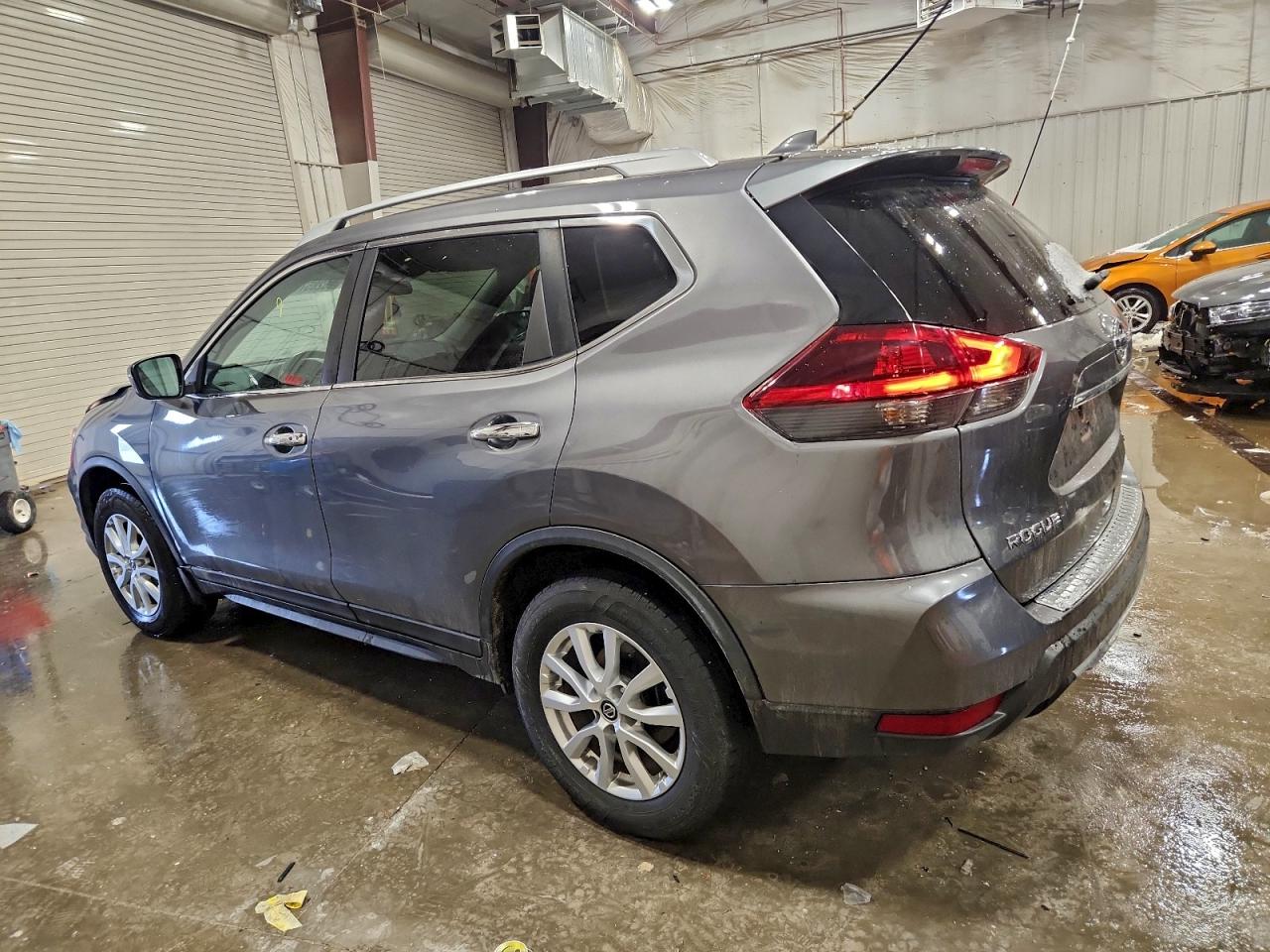 2018 NISSAN ROGUE S photo 4