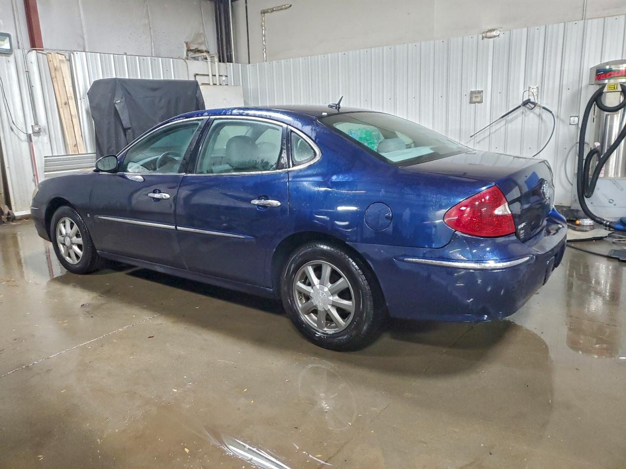 2007 BUICK LACROSSE CXL photo 2