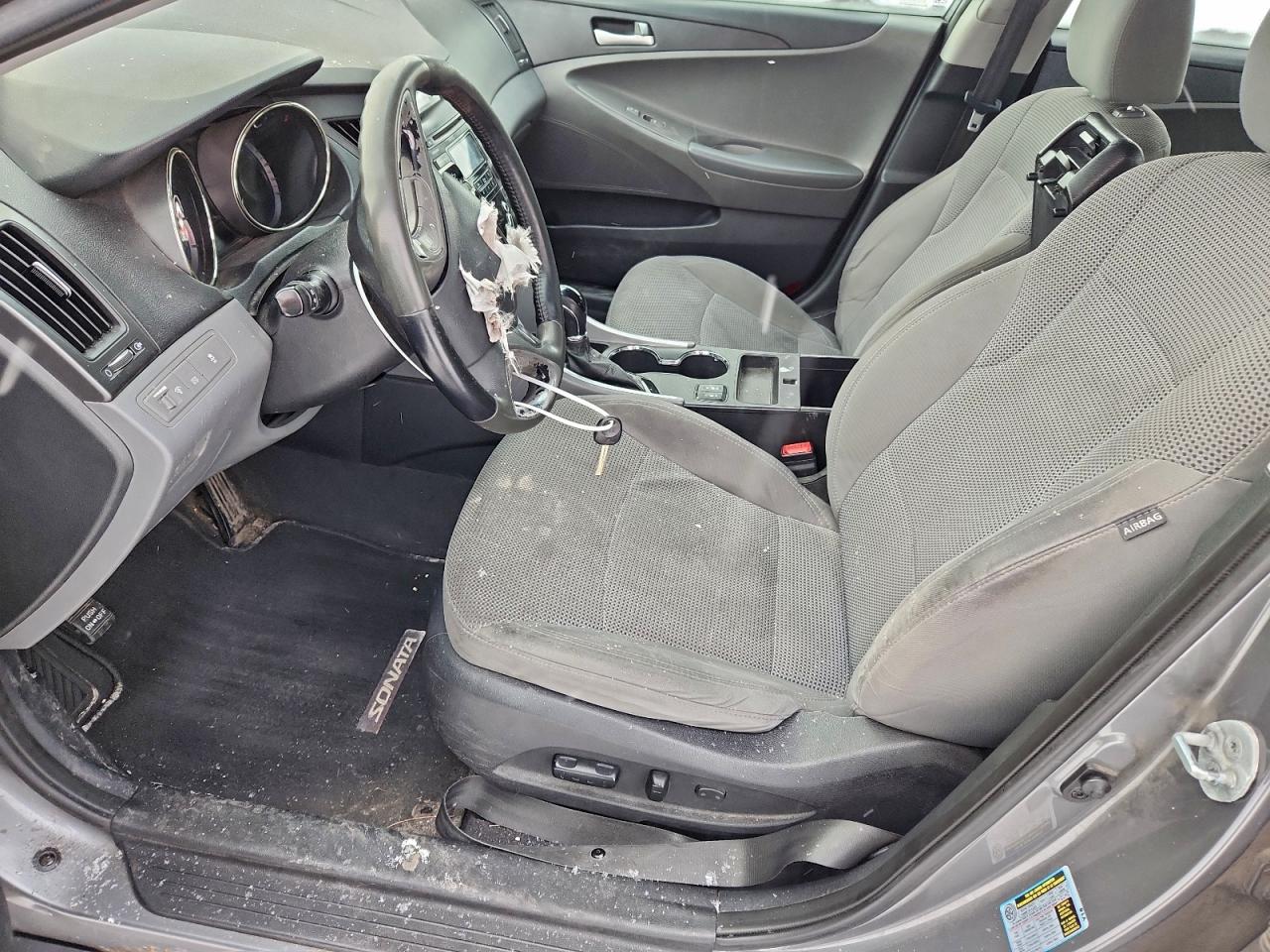 2013 HYUNDAI SONATA GLS photo 7