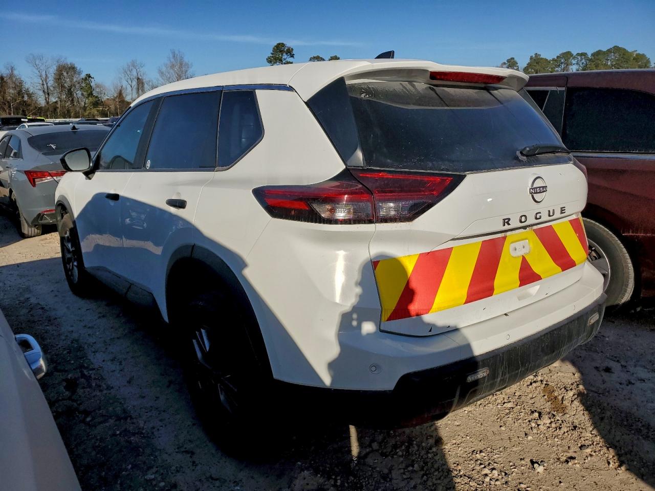 2024 NISSAN ROGUE S photo 2