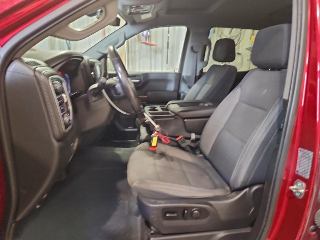 2019 CHEVROLET SILVERADO K1500 LT photo 7