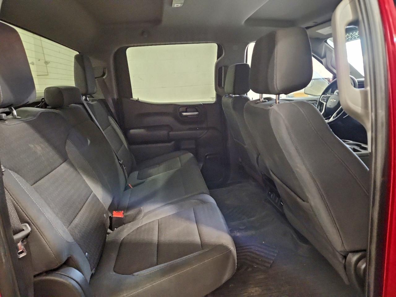 2019 CHEVROLET SILVERADO K1500 LT photo 10