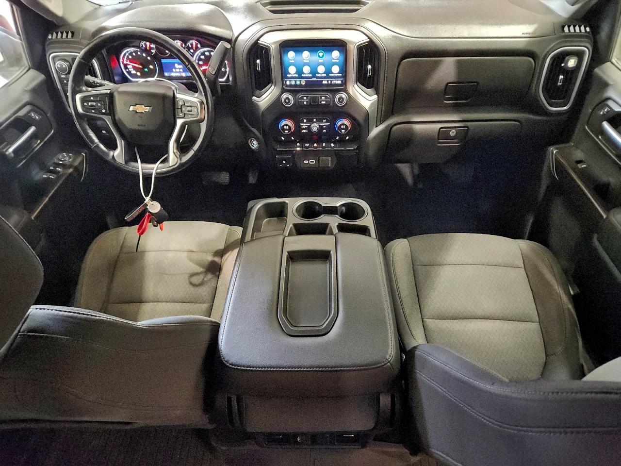 2019 CHEVROLET SILVERADO K1500 LT photo 8