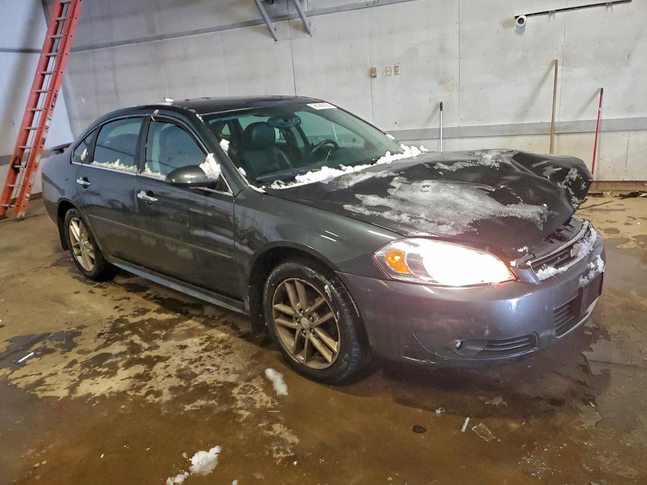 2013 CHEVROLET IMPALA LTZ photo 4