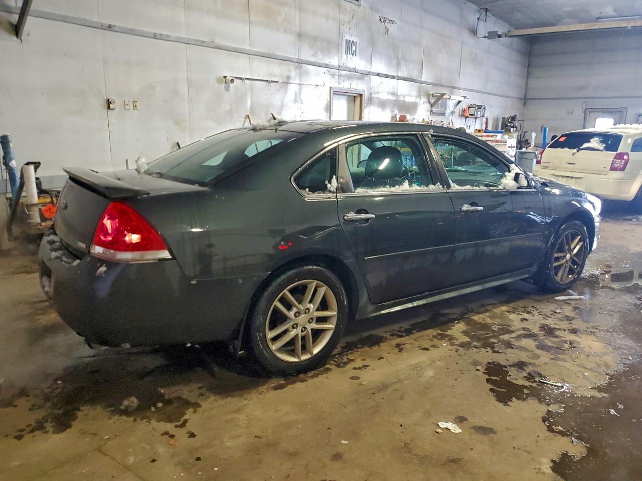 2013 CHEVROLET IMPALA LTZ photo 3