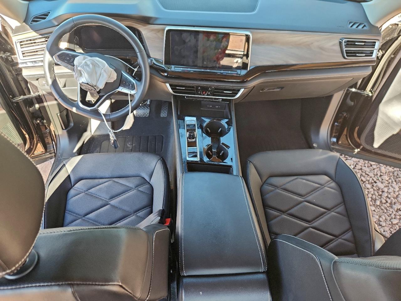 2024 VOLKSWAGEN ATLAS SE photo 8