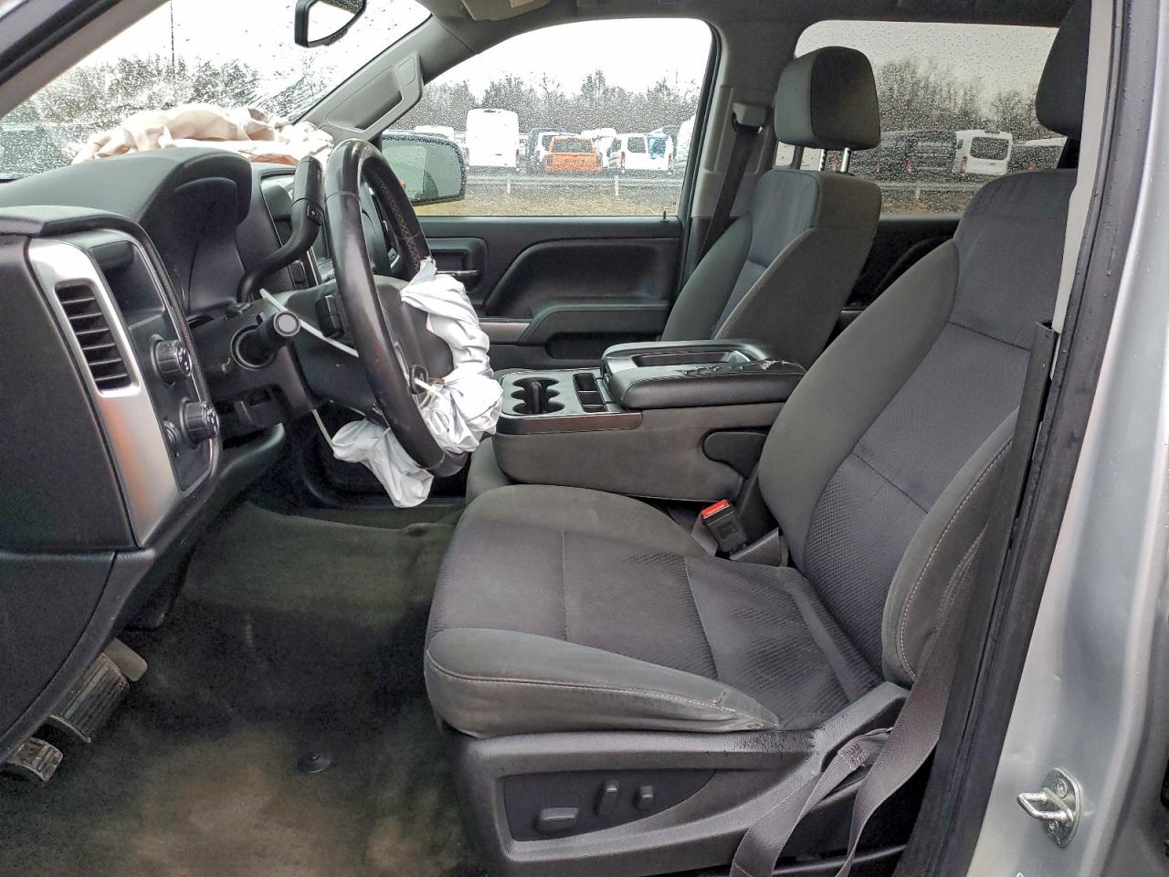 2017 CHEVROLET SILVERADO K1500 LT photo 7