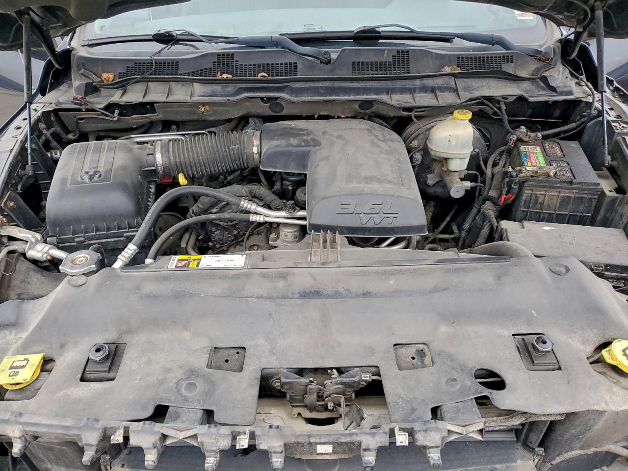 2013 RAM 1500 ST photo 11