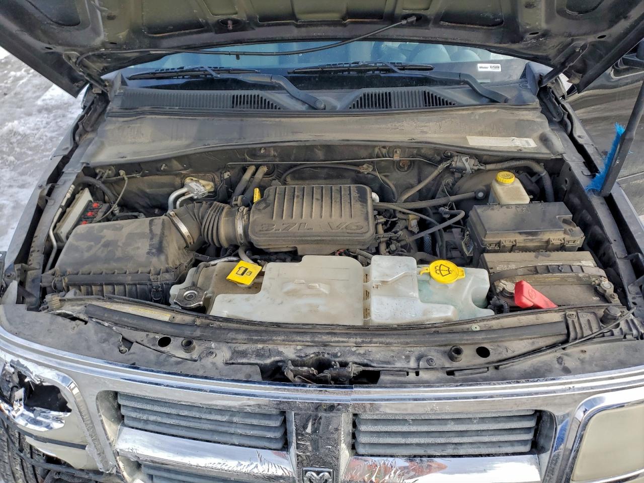 2008 DODGE NITRO SLT photo 12