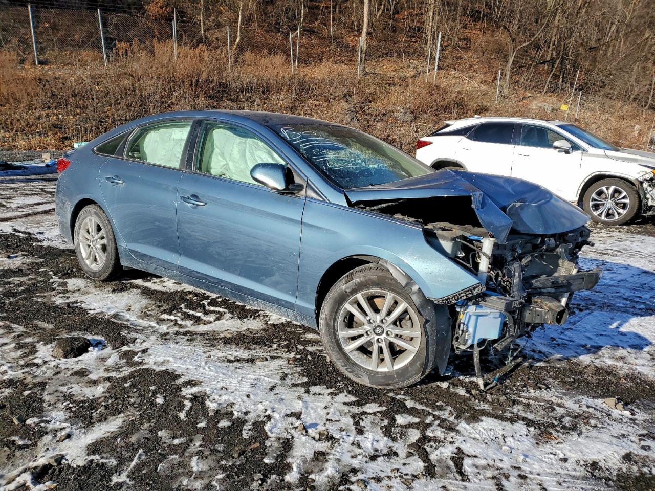 2017 HYUNDAI SONATA SE photo 4