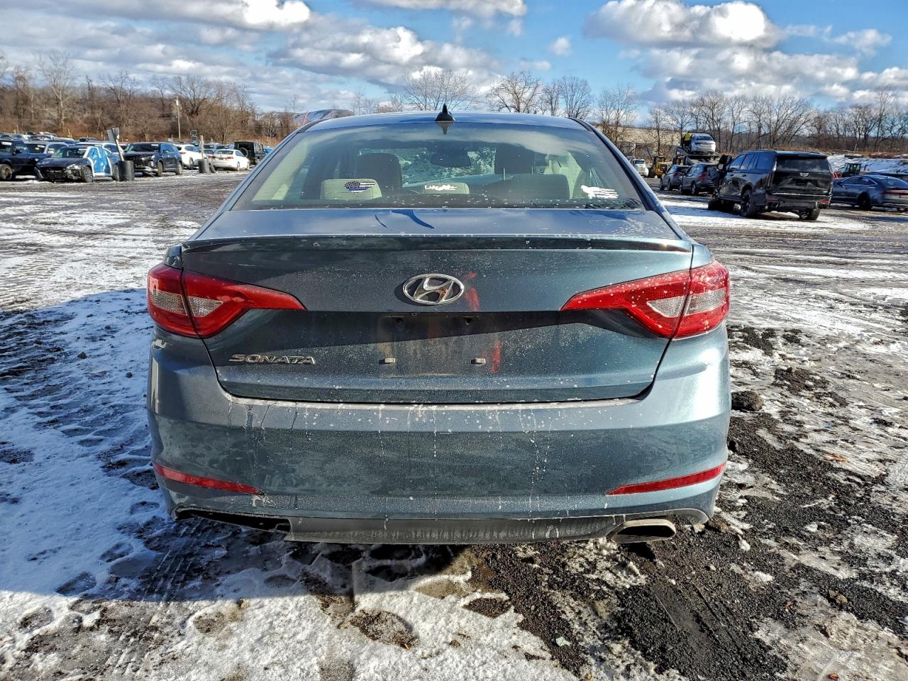 2017 HYUNDAI SONATA SE photo 6