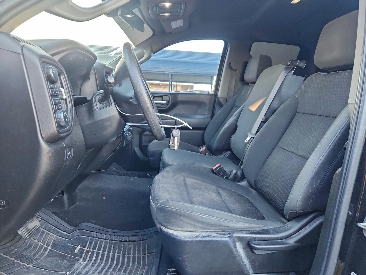 2021 CHEVROLET SILVERADO K1500 CUSTOM photo 7