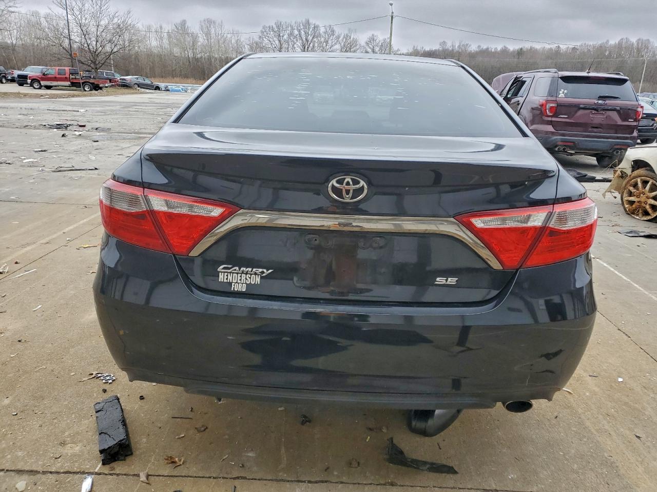 2016 TOYOTA CAMRY LE photo 6