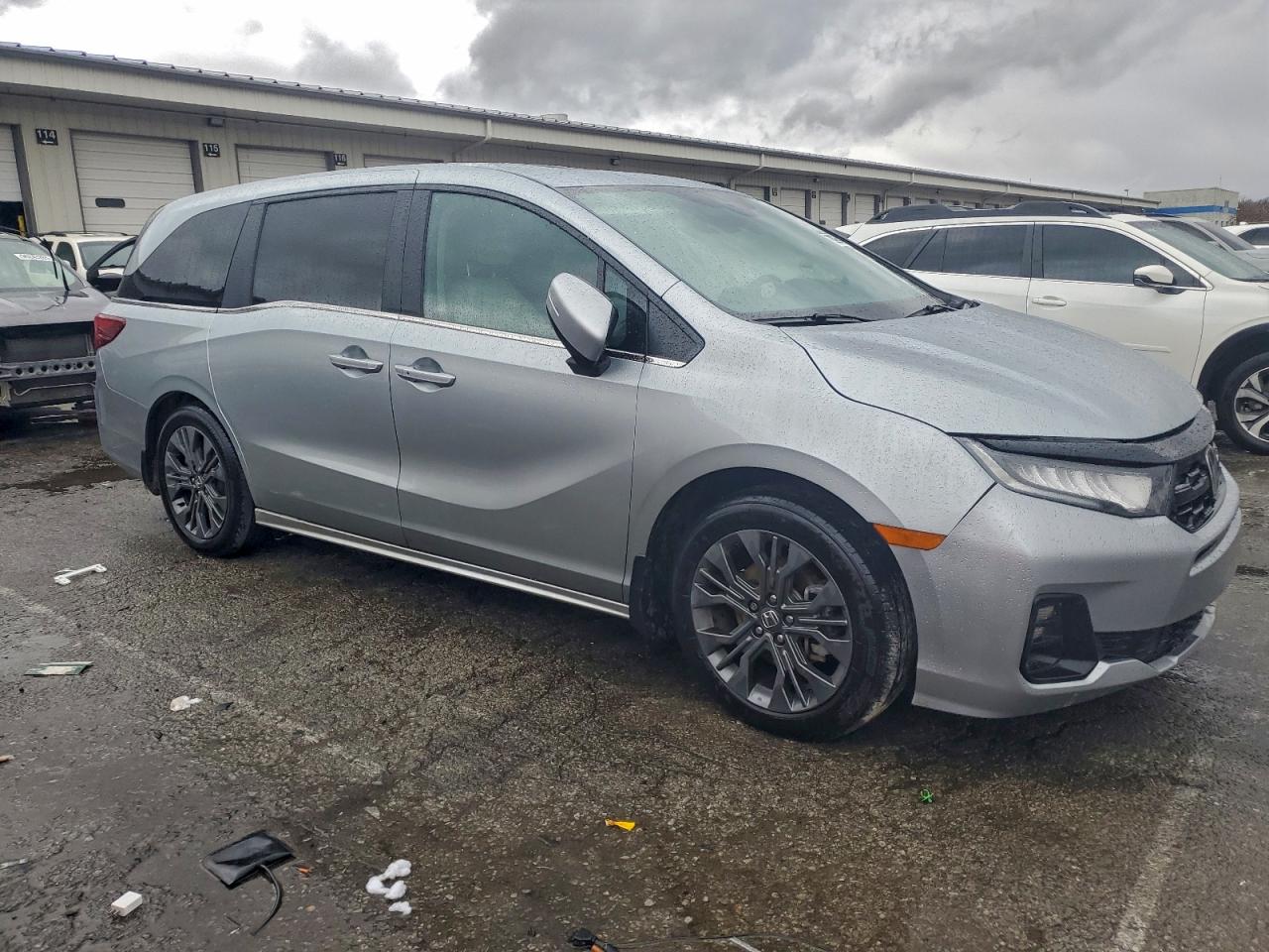 2025 HONDA ODYSSEY TOURING photo 4