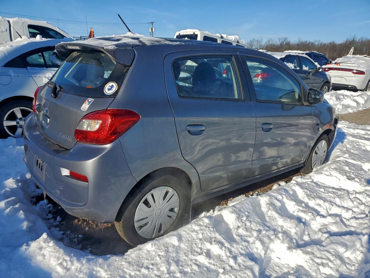 2018 MITSUBISHI MIRAGE ES photo 3
