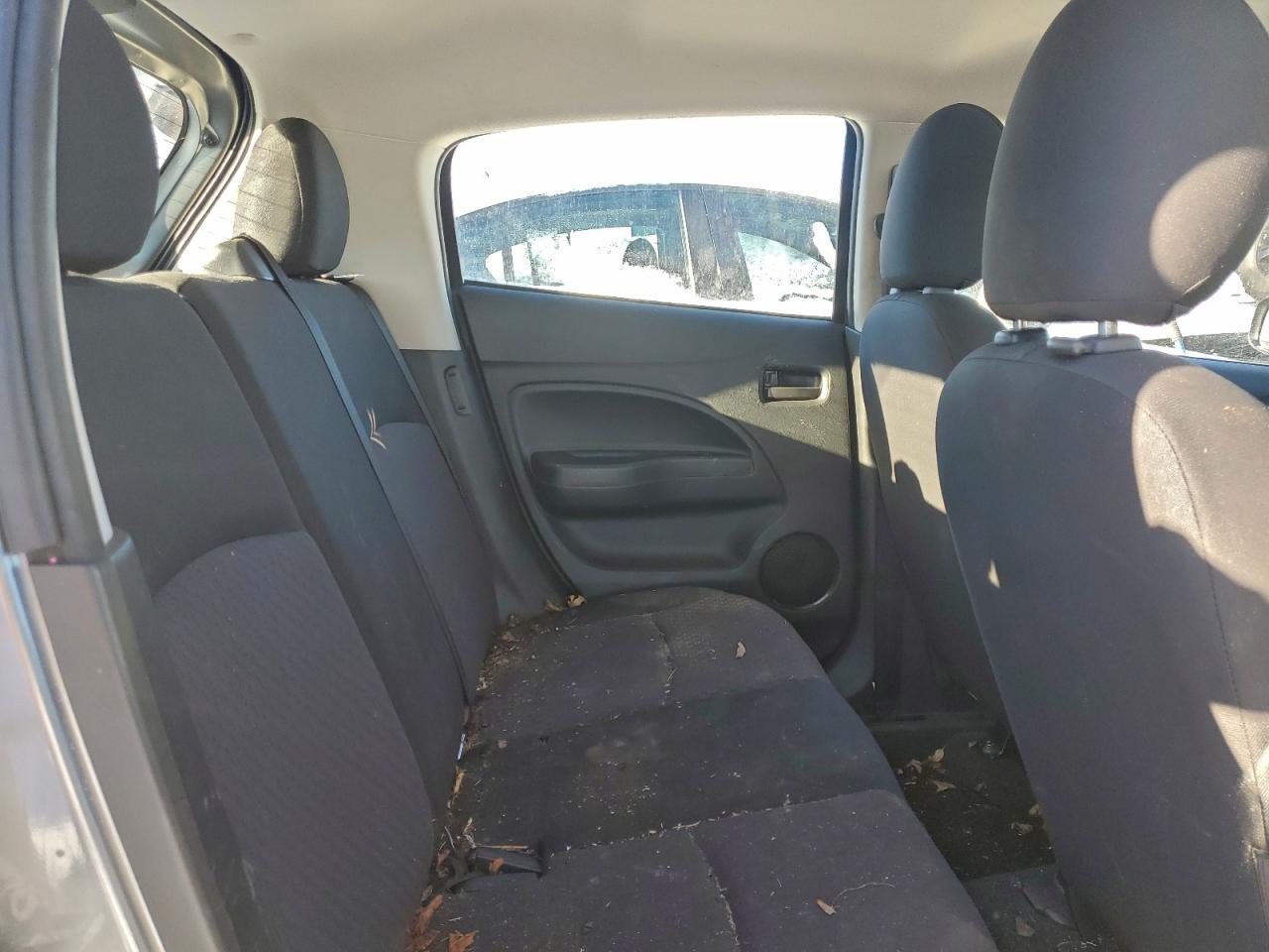 2018 MITSUBISHI MIRAGE ES photo 11