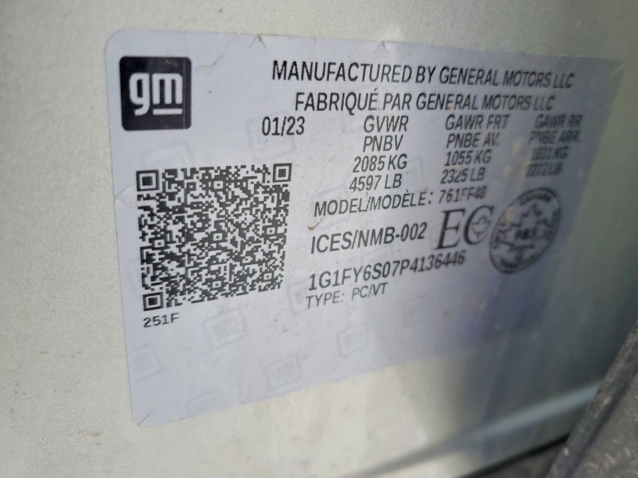 2023 CHEVROLET BOLT EUV LT photo 14
