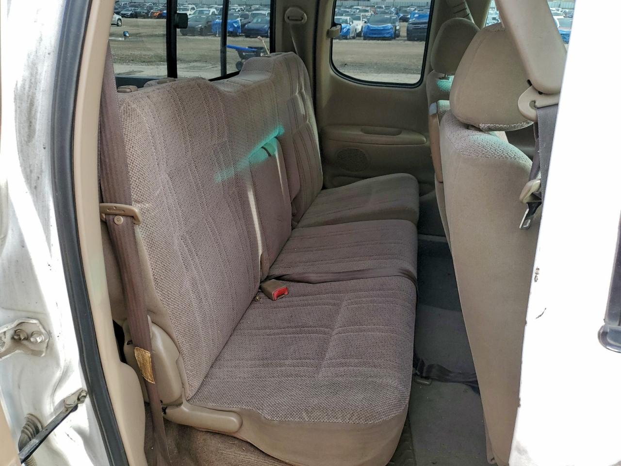 2001 TOYOTA TUNDRA photo 19