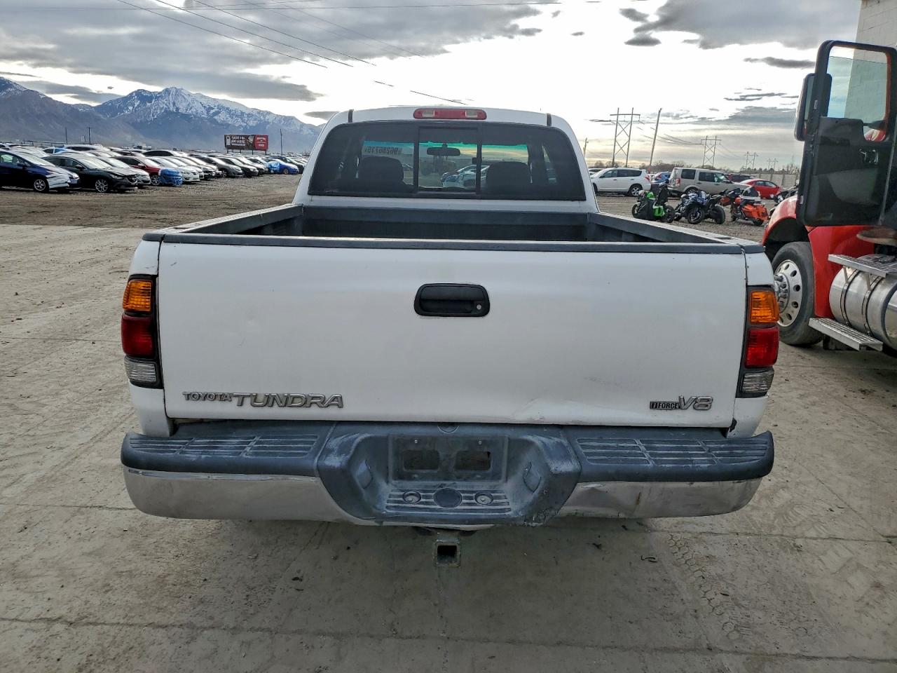 2001 TOYOTA TUNDRA photo 11