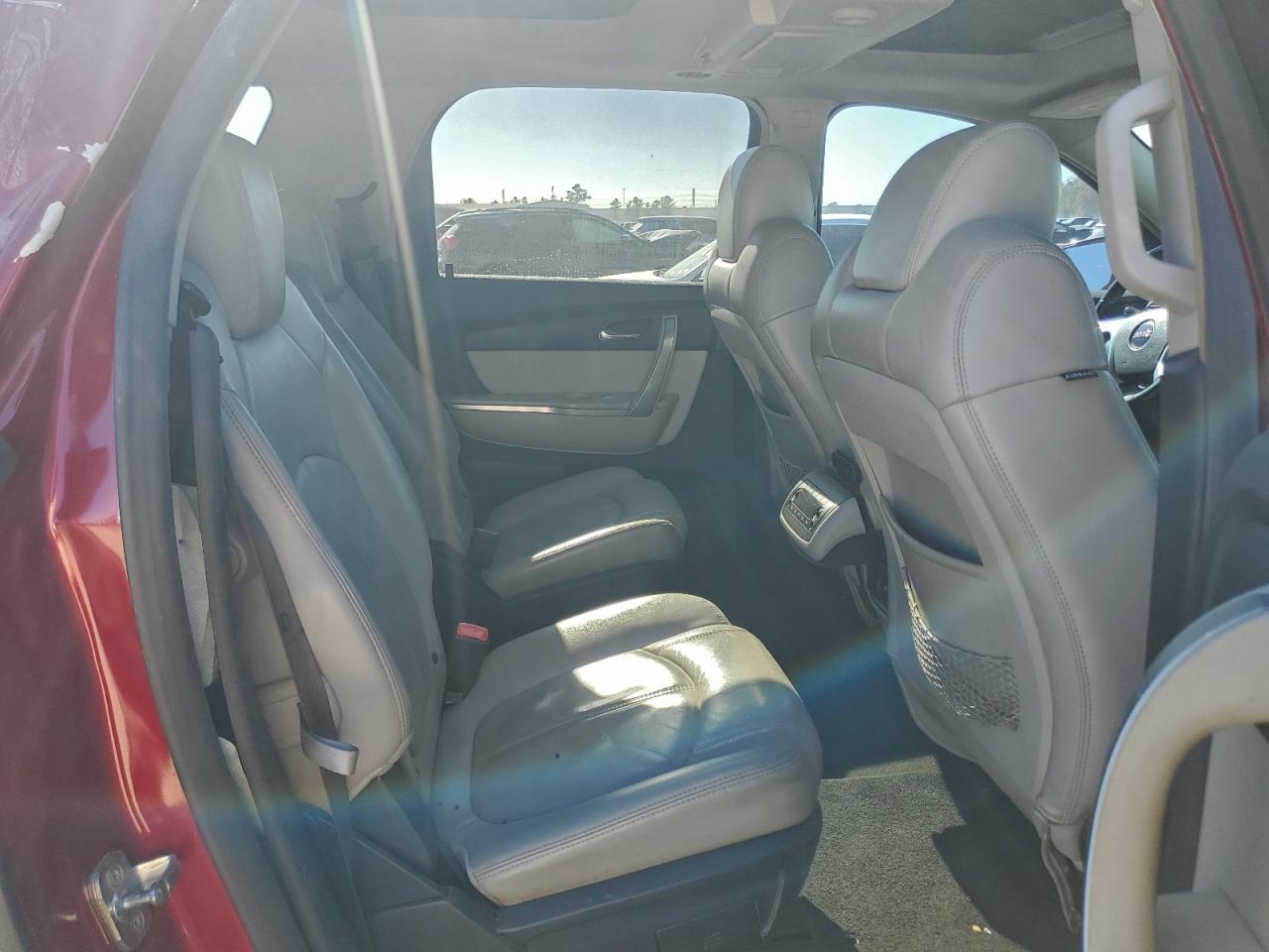 2007 GMC ACADIA SLT-2 photo 11