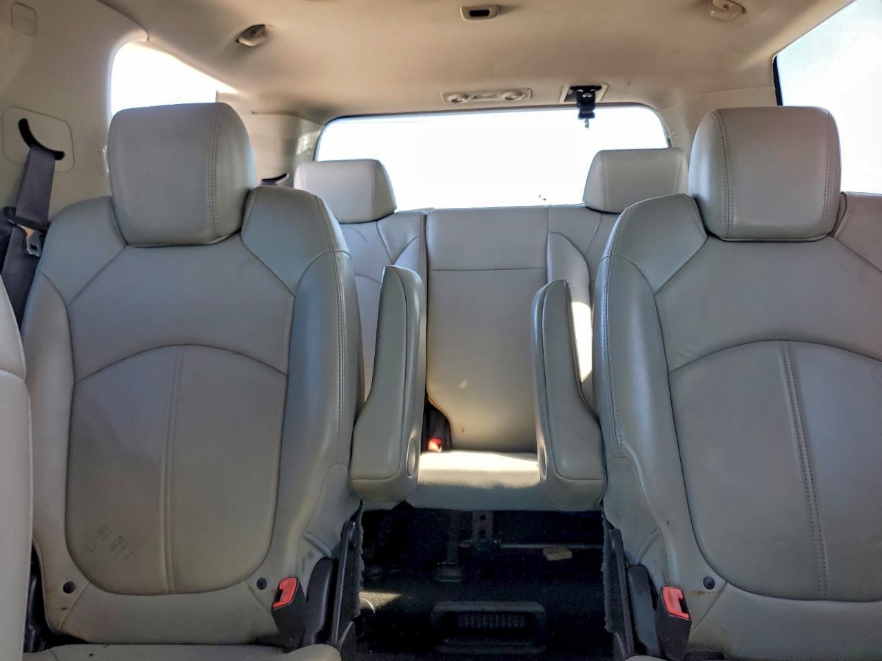 2007 GMC ACADIA SLT-2 photo 10