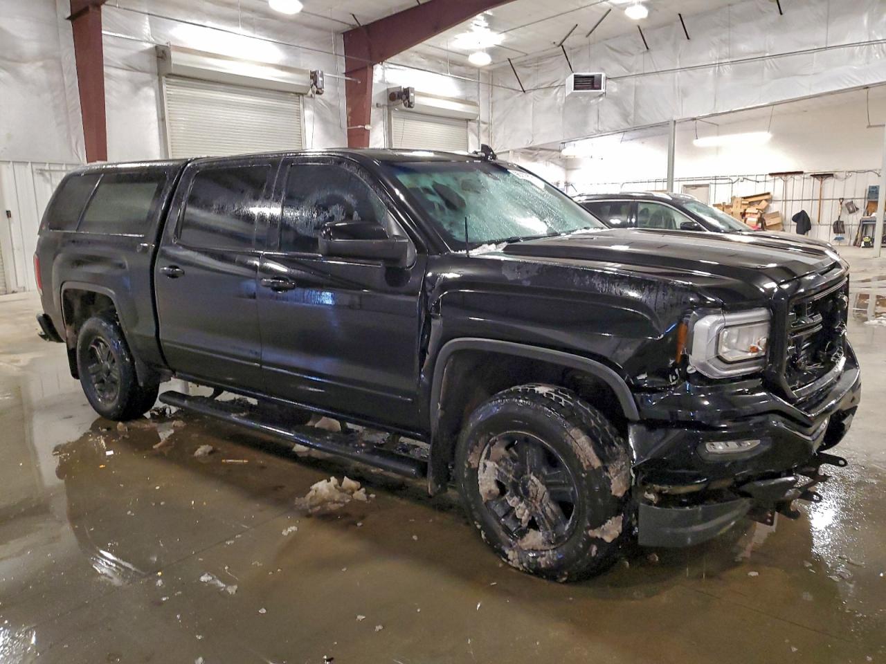 2017 GMC SIERRA K1500 SLT photo 4