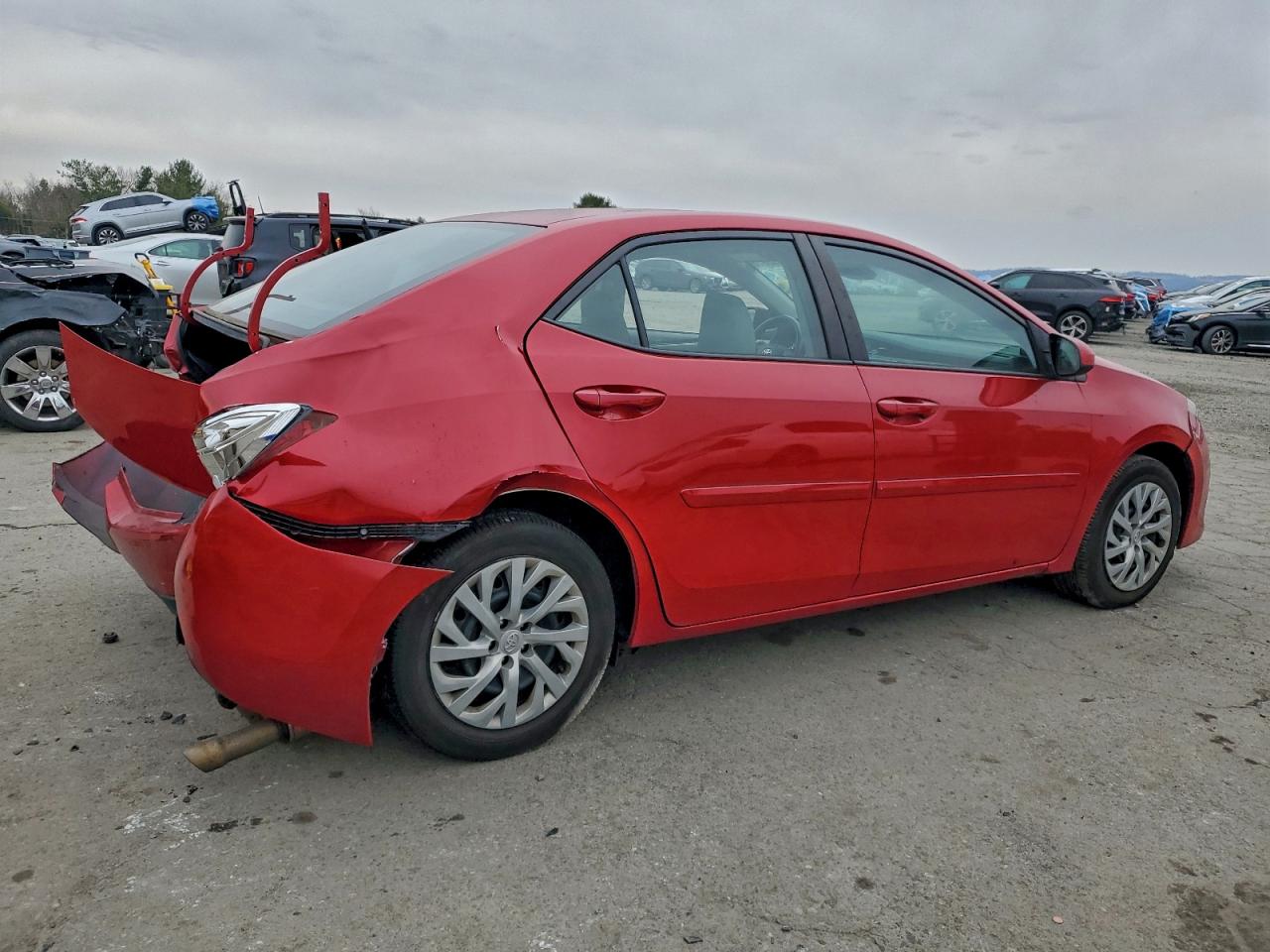 2017 TOYOTA COROLLA L photo 3