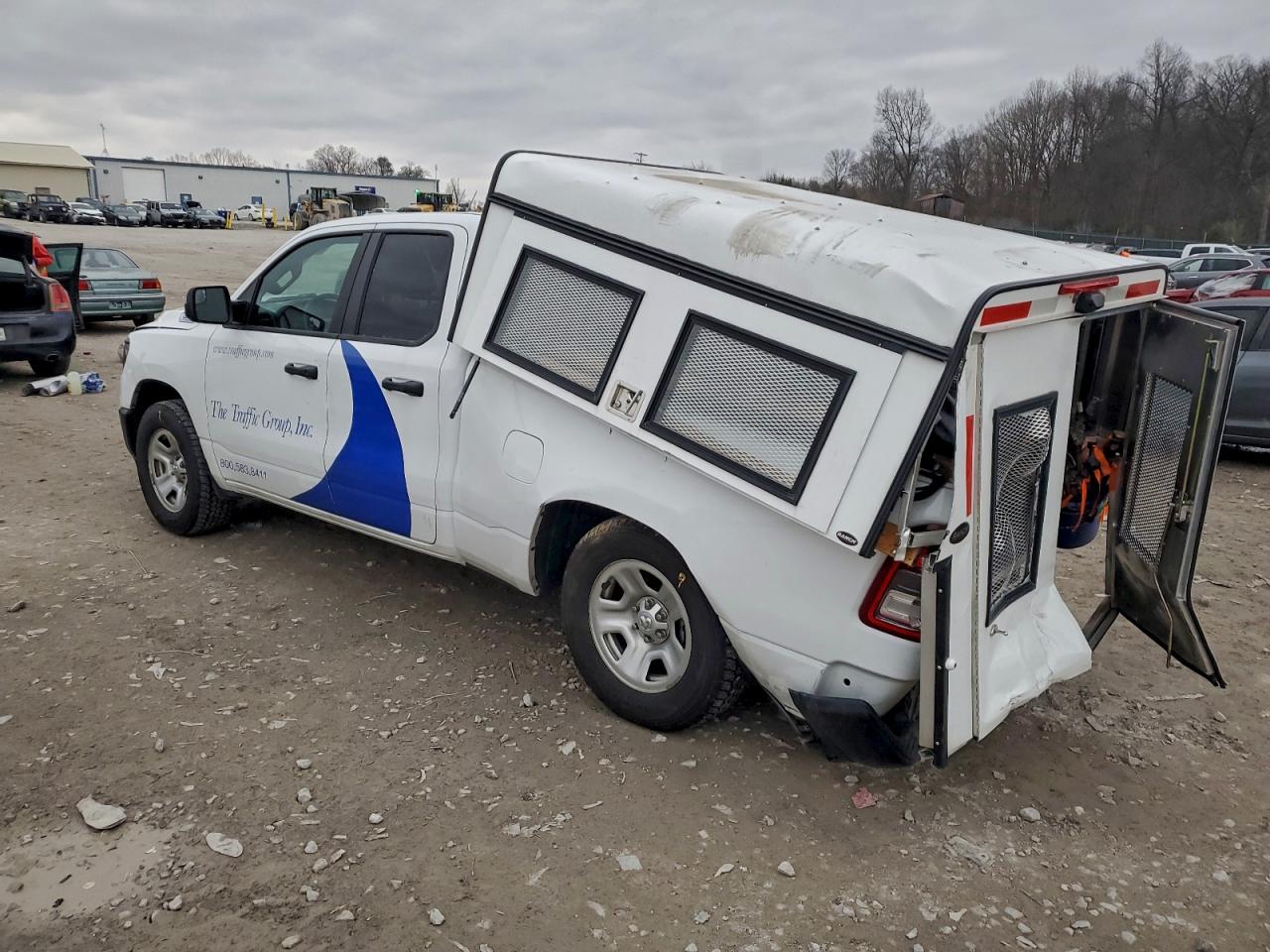 2023 RAM 1500 TRADESMAN UTILITY / SERVICE TRUCK photo 2