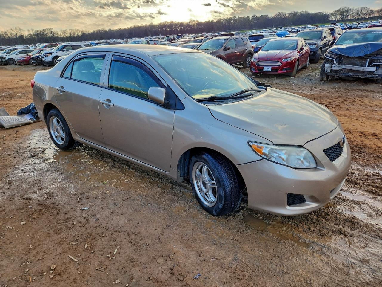2010 TOYOTA COROLLA BASE photo 4