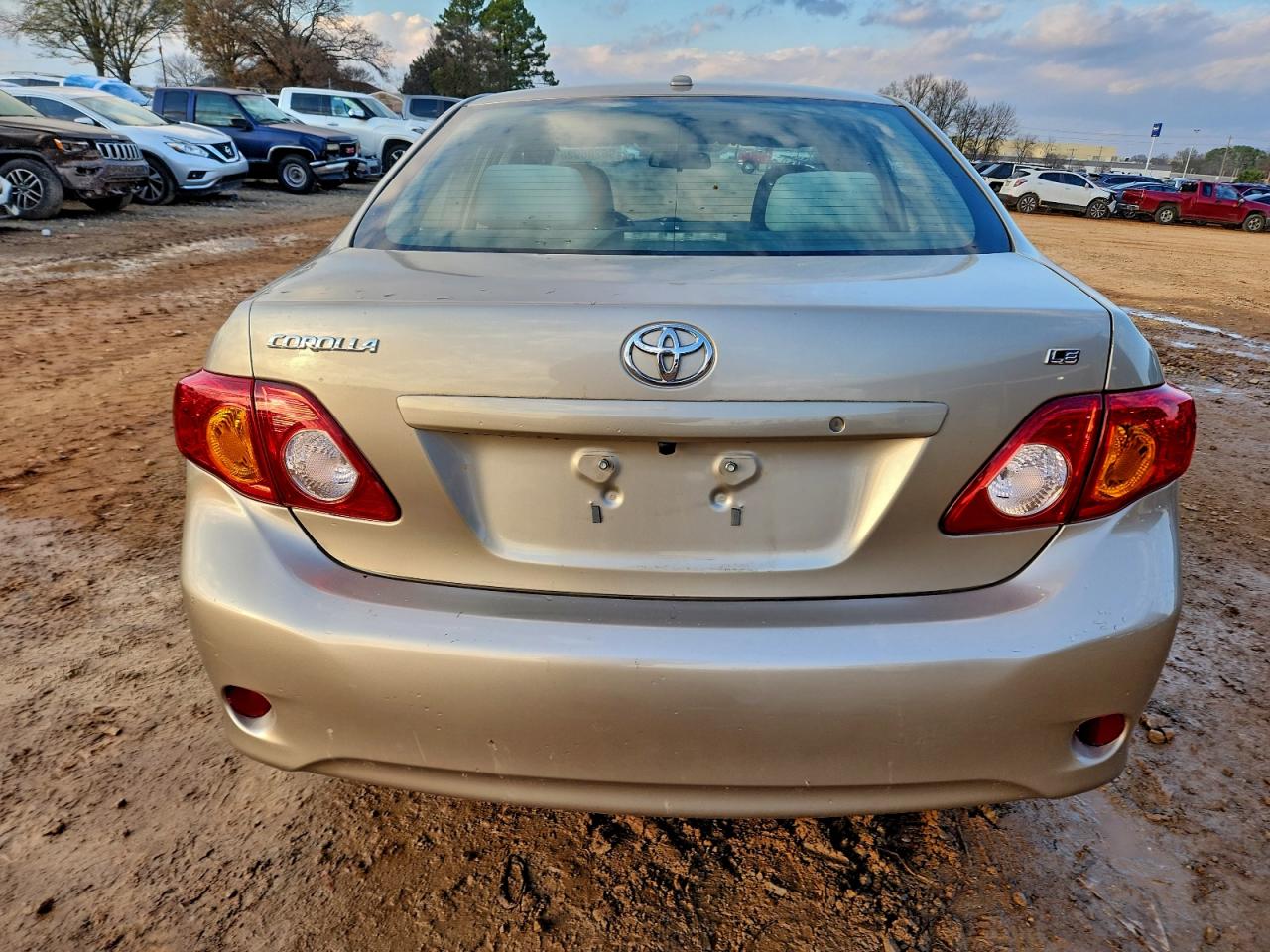2010 TOYOTA COROLLA BASE photo 6