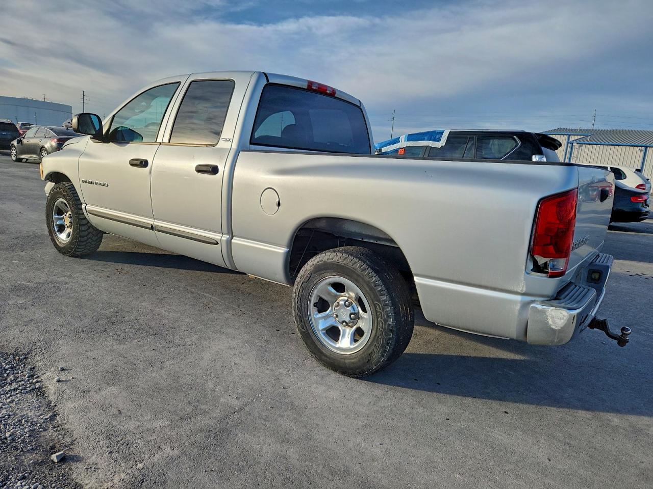 2002 DODGE RAM 1500 photo 2