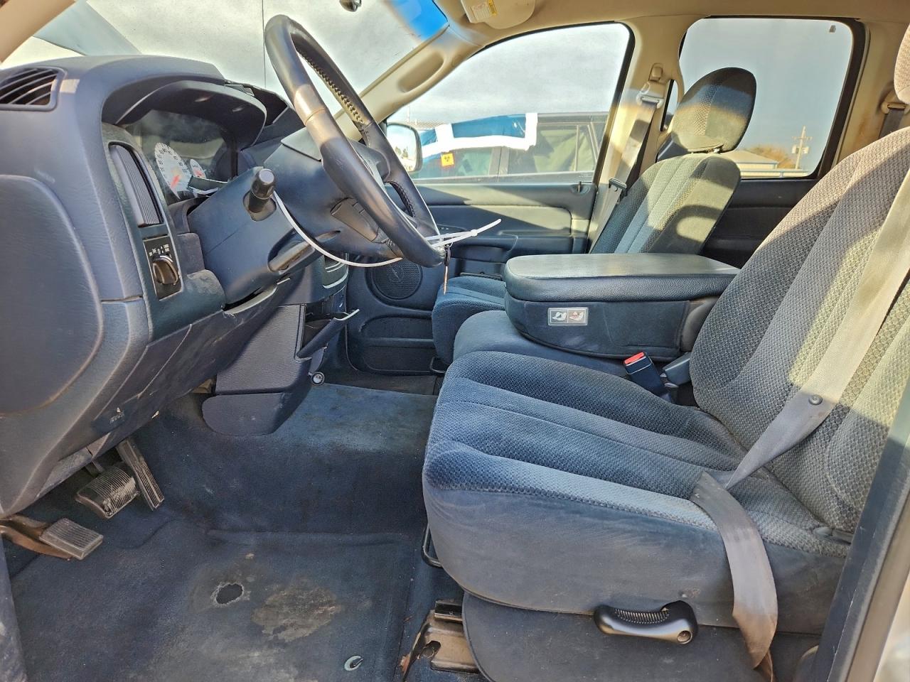 2002 DODGE RAM 1500 photo 7
