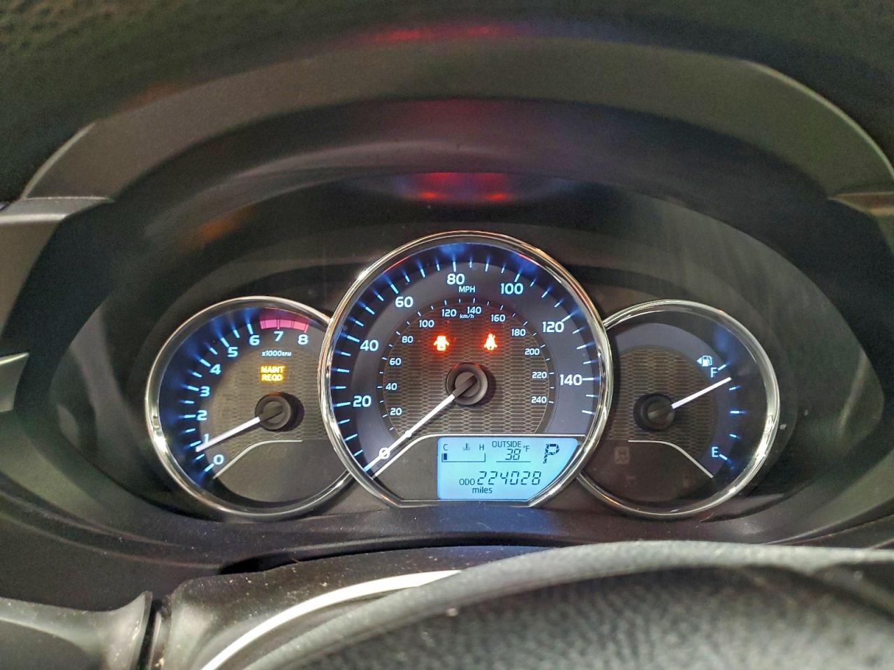 2016 TOYOTA COROLLA L photo 9