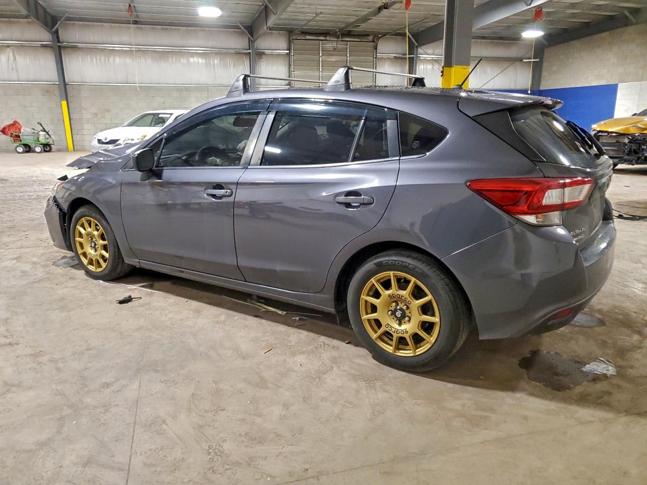 2019 SUBARU IMPREZA photo 2