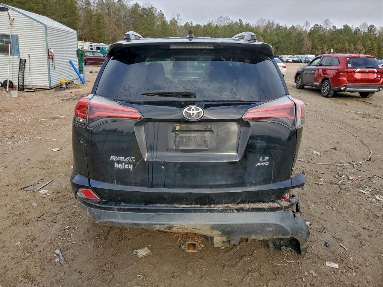 2016 TOYOTA RAV4 LE photo 6