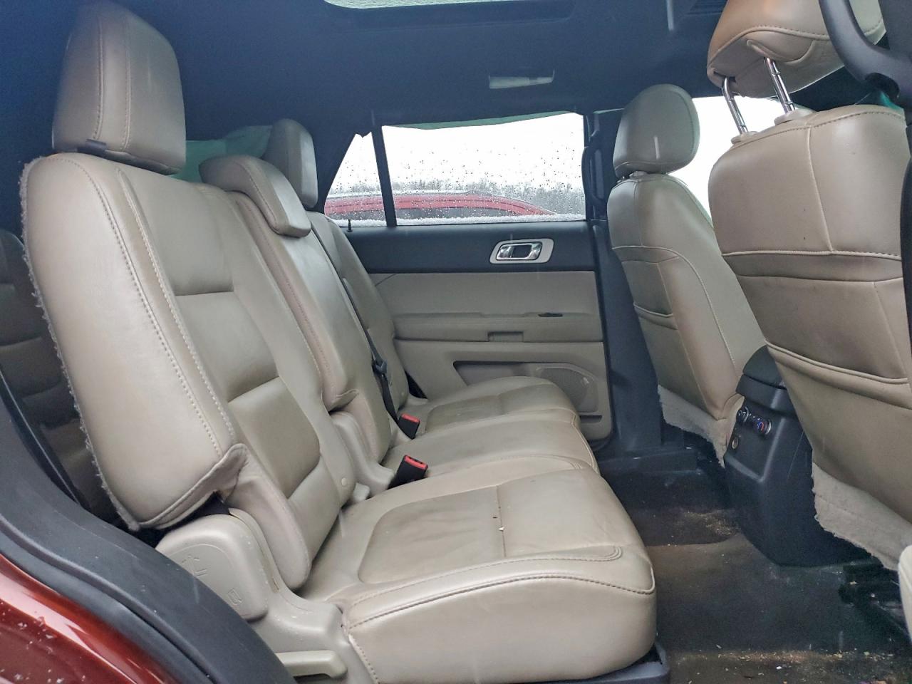 2015 FORD EXPLORER XLT photo 11