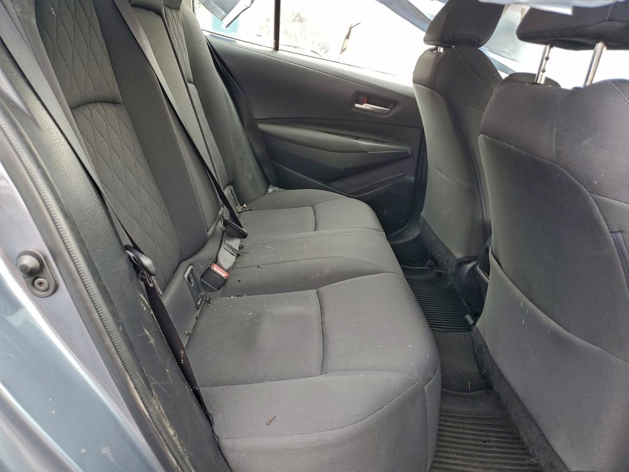 2020 TOYOTA COROLLA LE photo 19