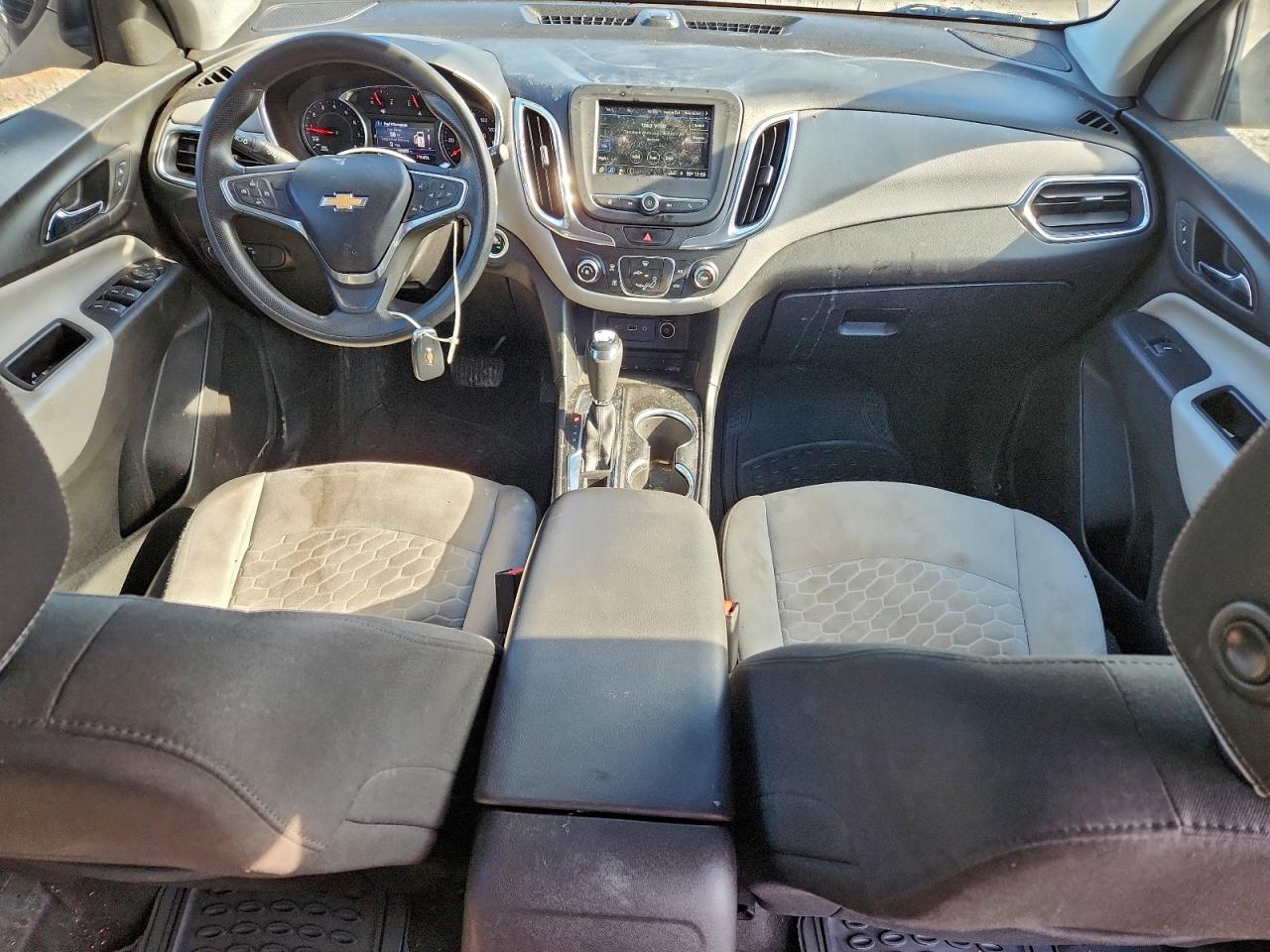 2019 CHEVROLET EQUINOX LT photo 8