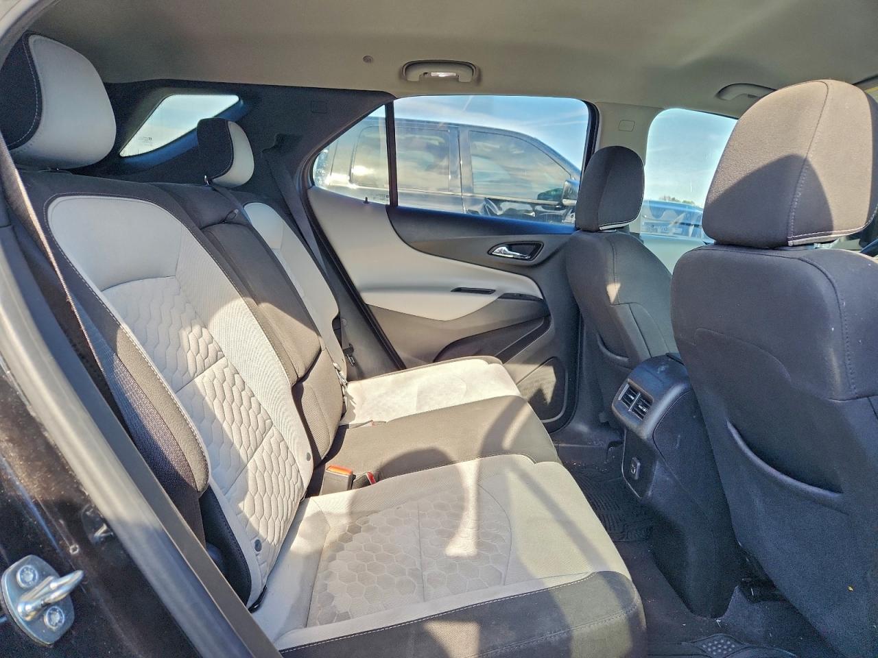 2019 CHEVROLET EQUINOX LT photo 11