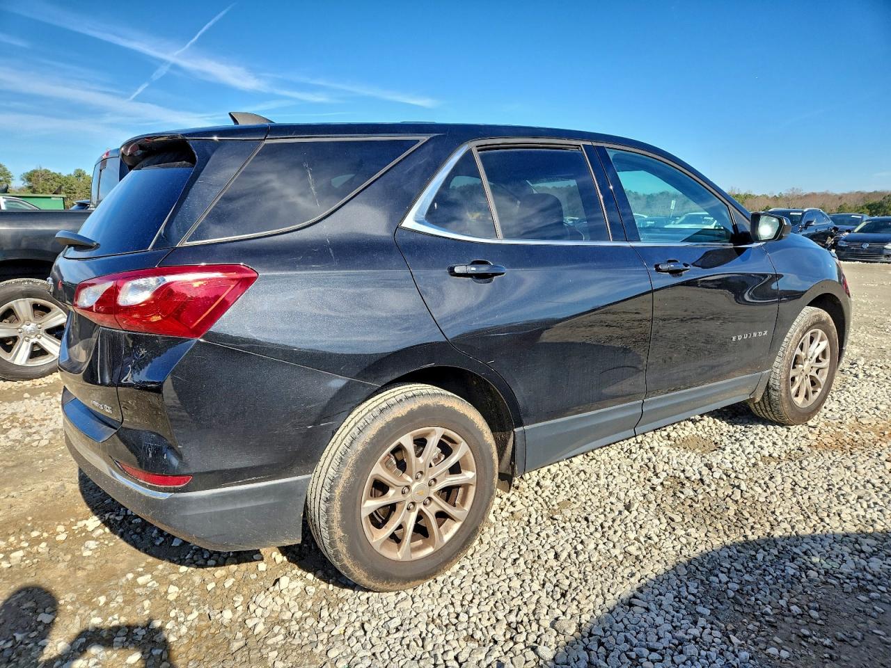 2019 CHEVROLET EQUINOX LT photo 3