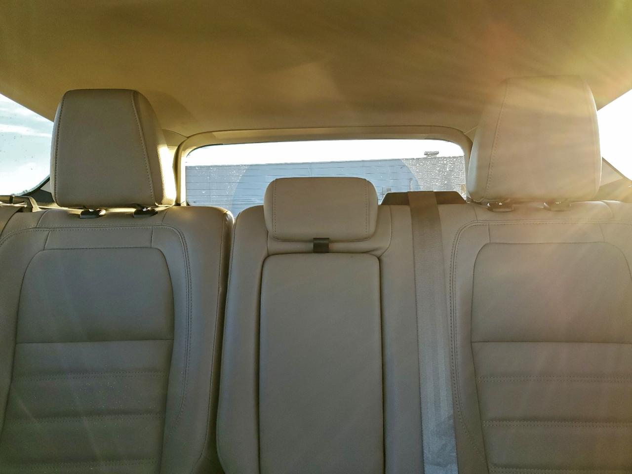 2017 FORD ESCAPE SE photo 19
